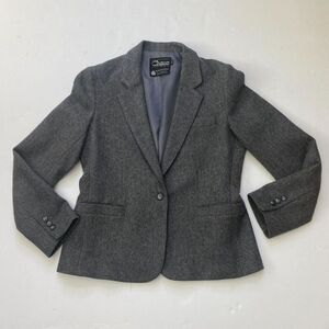 Chaus Women's Gray‎ Wool Blend Blazer Size 9/10 one button pockets Used